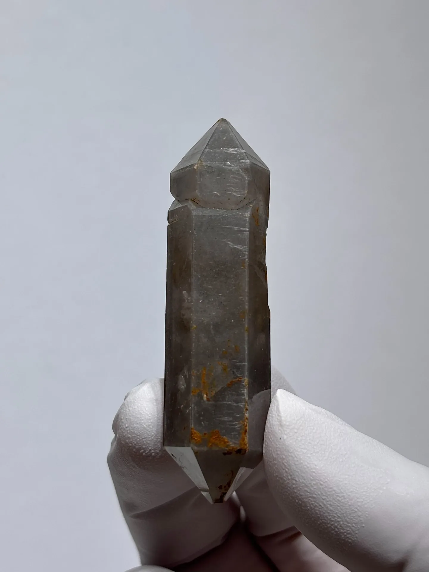 gray-skeletal-quartz-04 天然灰閃靈原石 灰色素描紋理 細節紋路