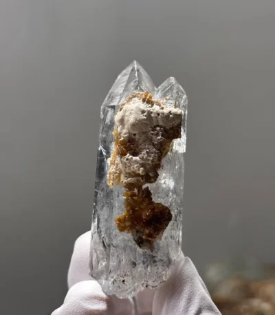 天然金口河水晶原石正面晶體紋理