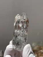 天然金口河水晶原石透光晶瑩效果