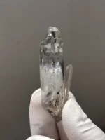 天然金口河水晶原石 側面自然礦皮紋理