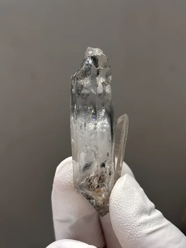 天然金口河水晶原石 側面自然礦皮紋理