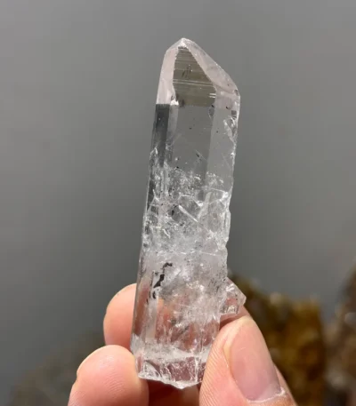天然金口河水晶原石 側面冰裂紋細節
