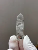 金口河水晶原石背面照礦缺細節