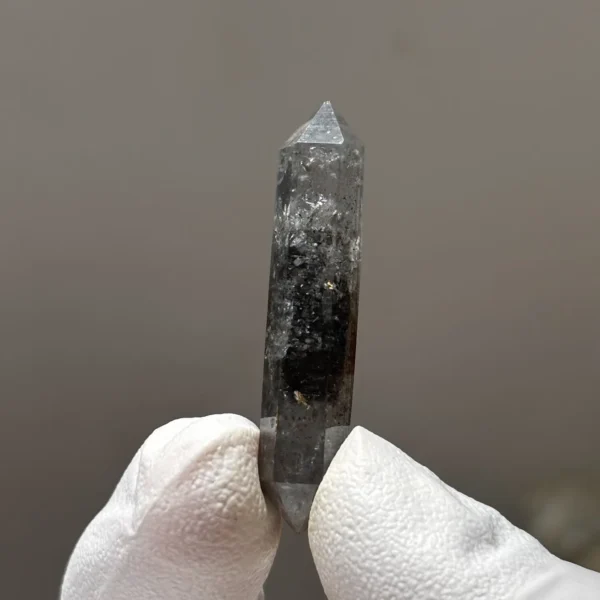 天然糖心閃靈原石正面糖心包裹體紋理特寫