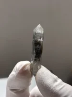 天然糖心閃靈原石側面礦皮紋理