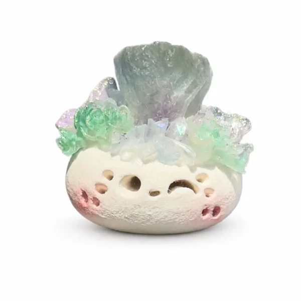 晨露花境天然螢石mini豆丁水晶擺件正面，綠紫漸層清晰