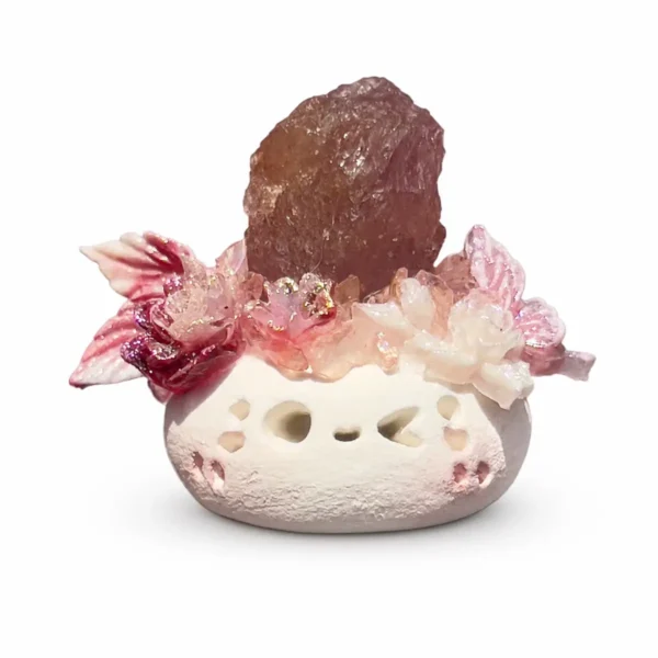 天然草莓晶mini豆丁水晶擺件正面，粉嫩色調